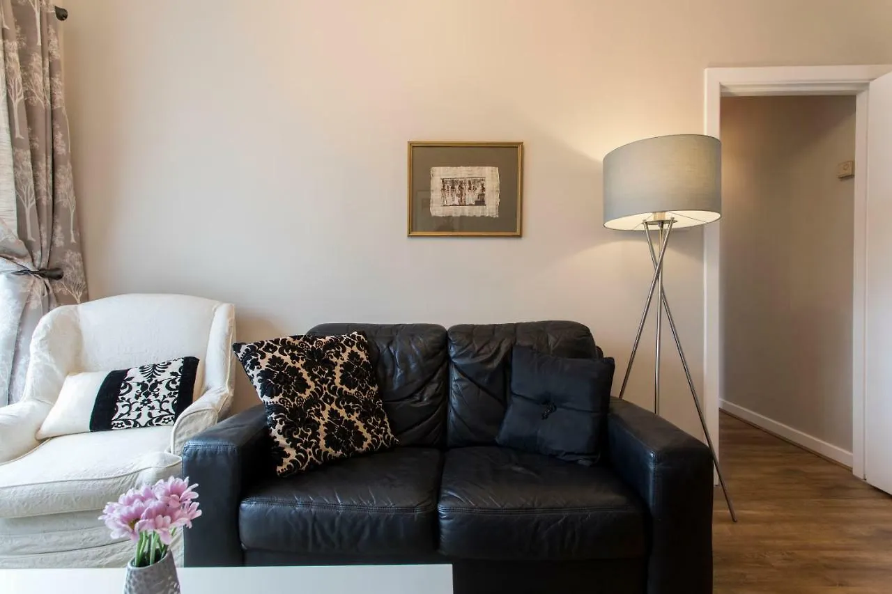 St Patricks Cathedral Self Catering Apartment Dublin